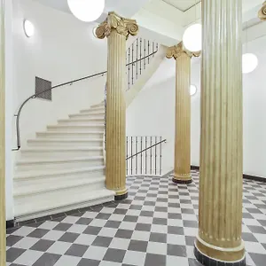 Apartment Newly Opened, Designer Opera, Prag